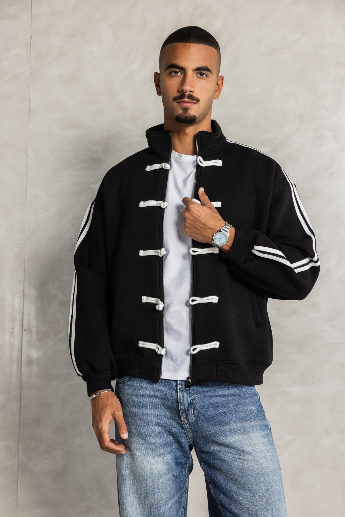 Black Frog Fastening Jacket