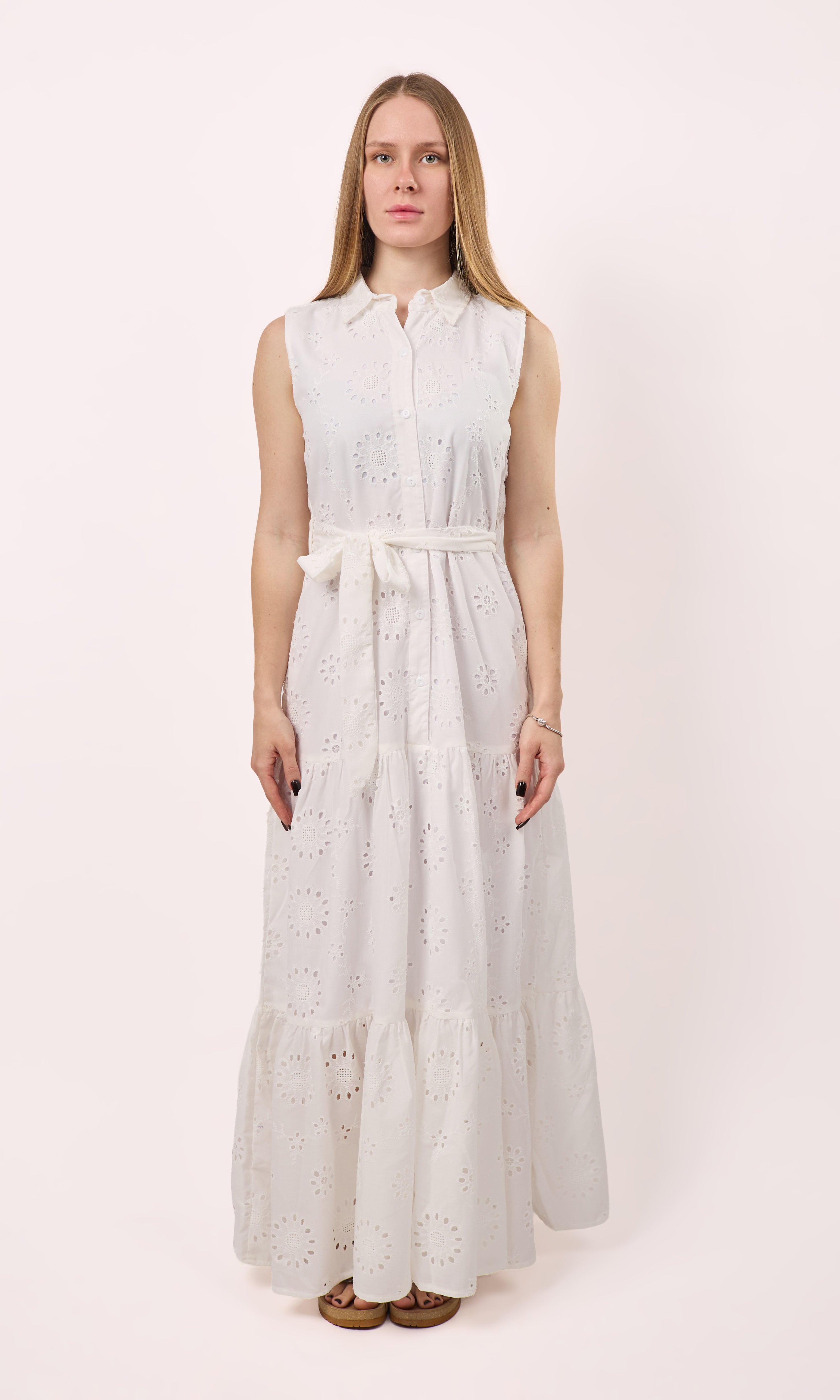 Sleeveless Embroidered long dress