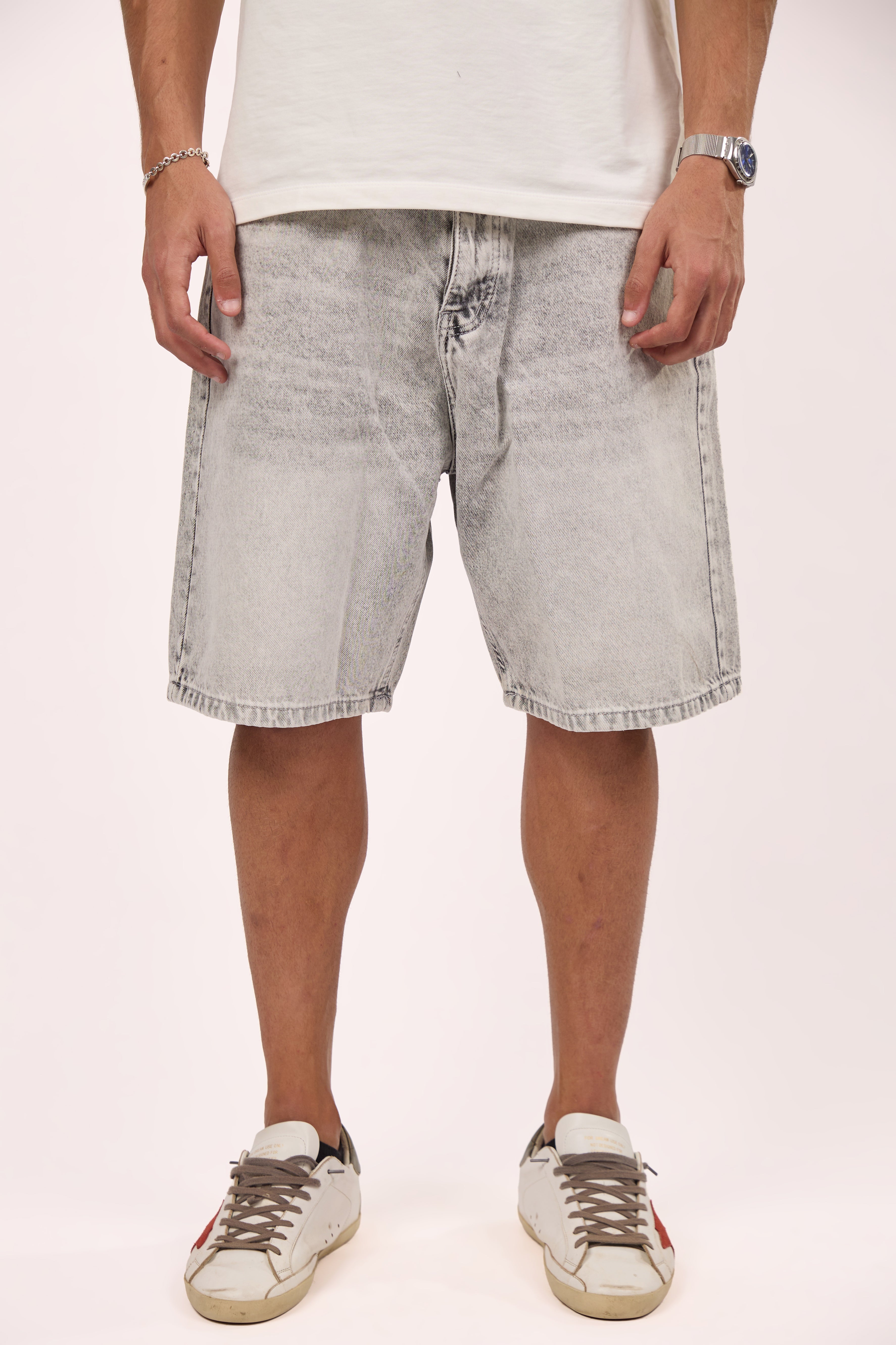 Straight fit denim short Grey