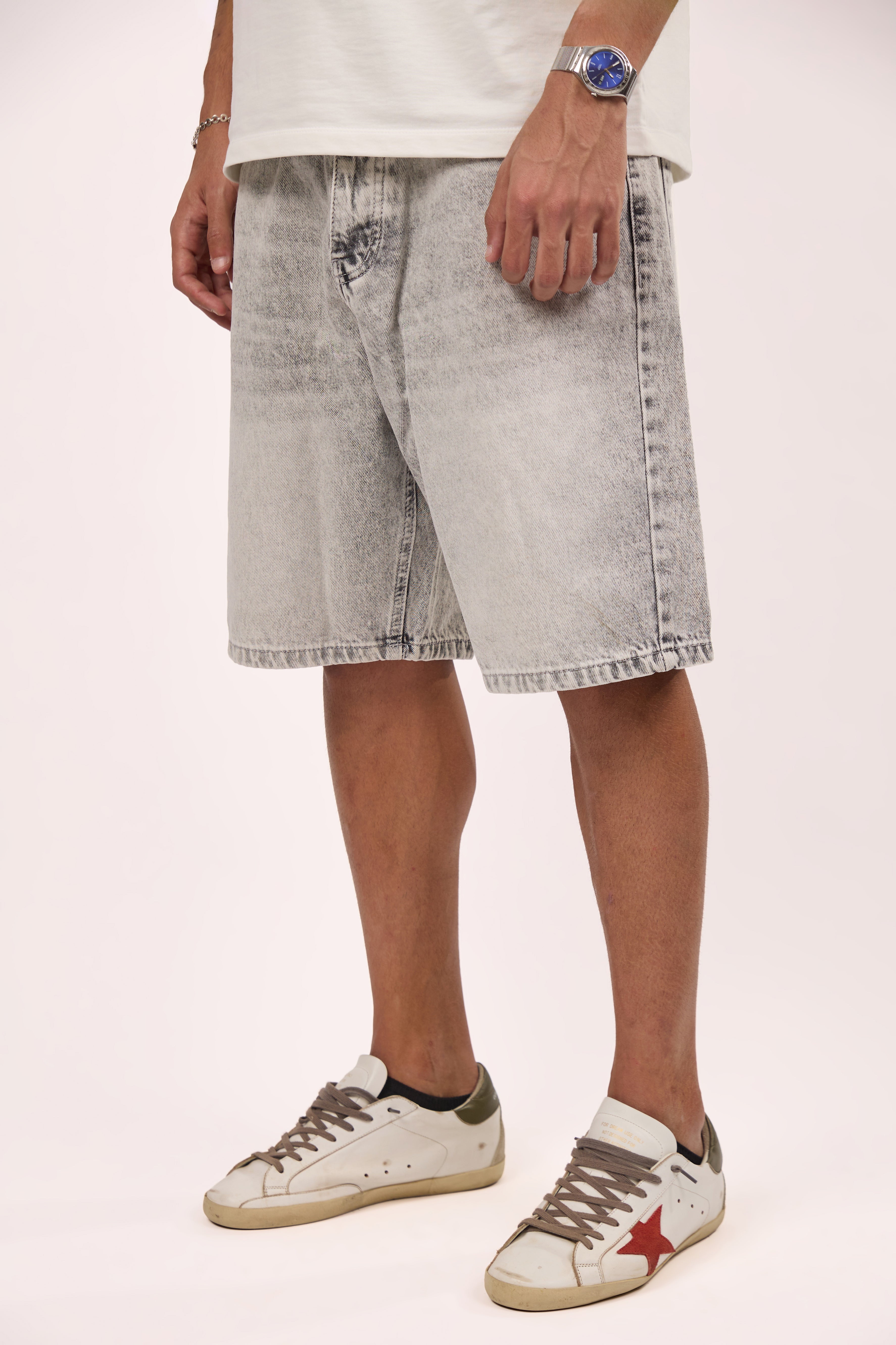Straight fit denim short Grey