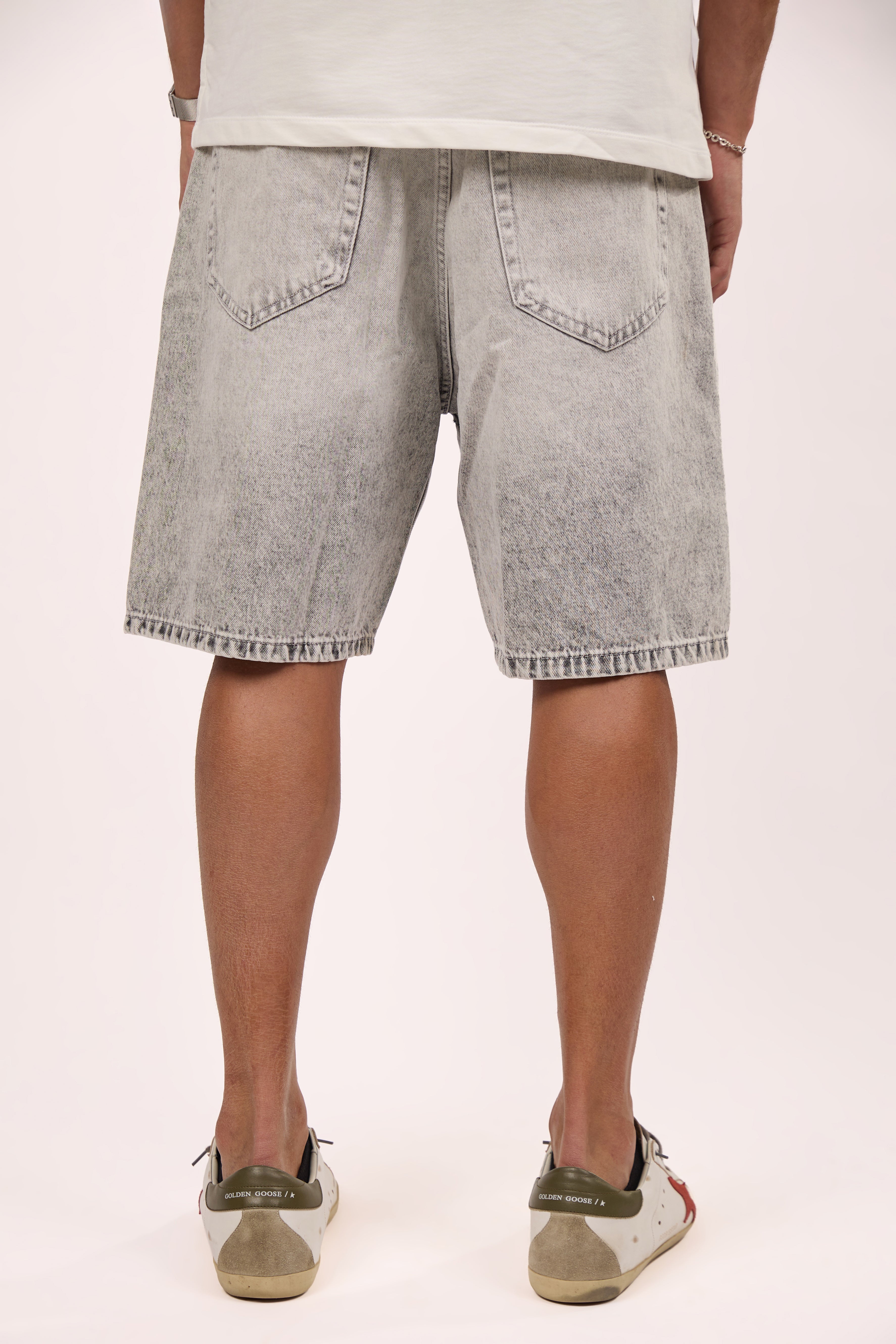 Straight fit denim short Grey