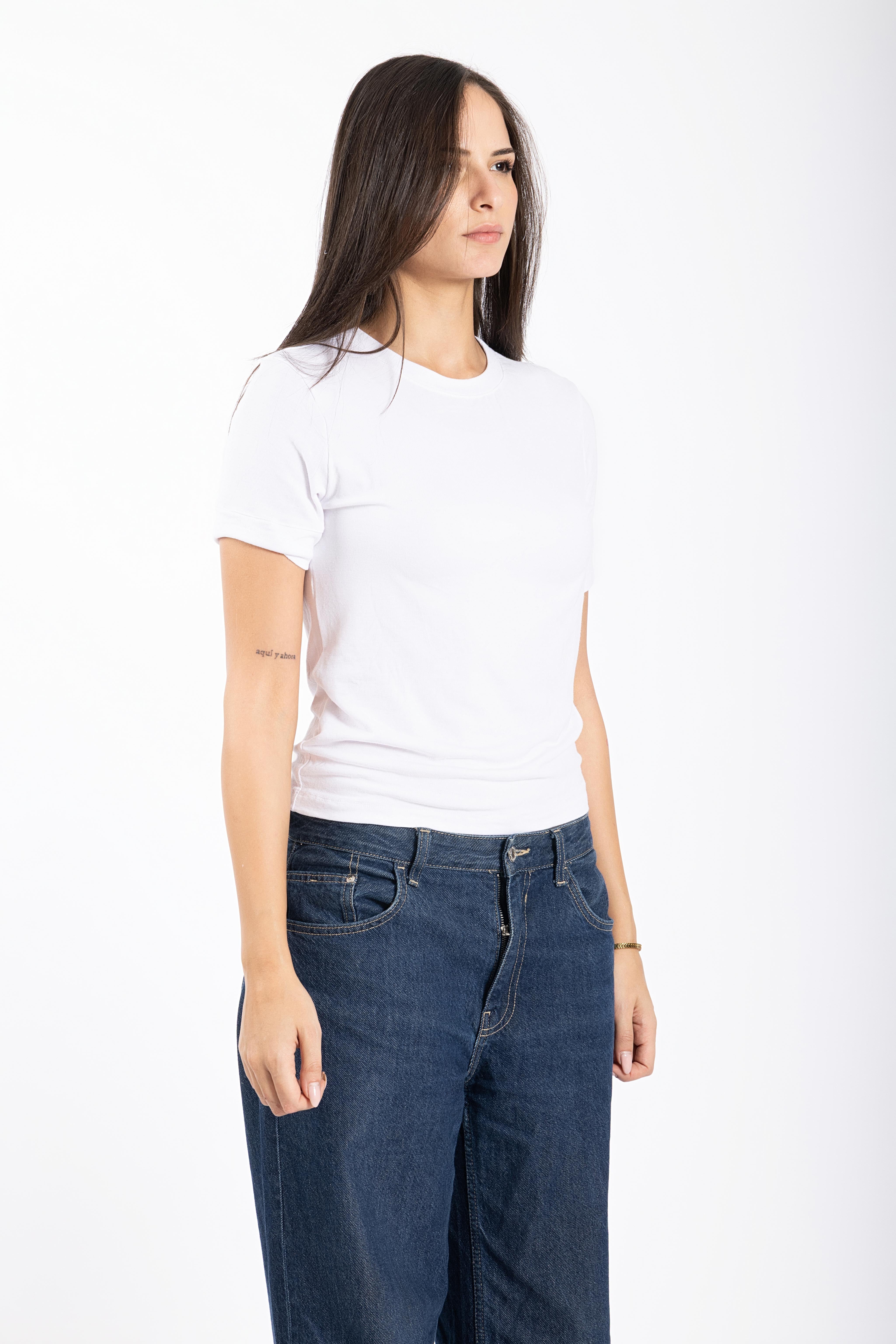 White short sleeve top
