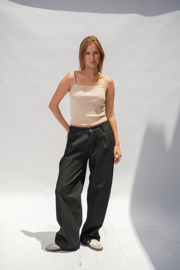 WIDE-LEG BLACK TROUSERS