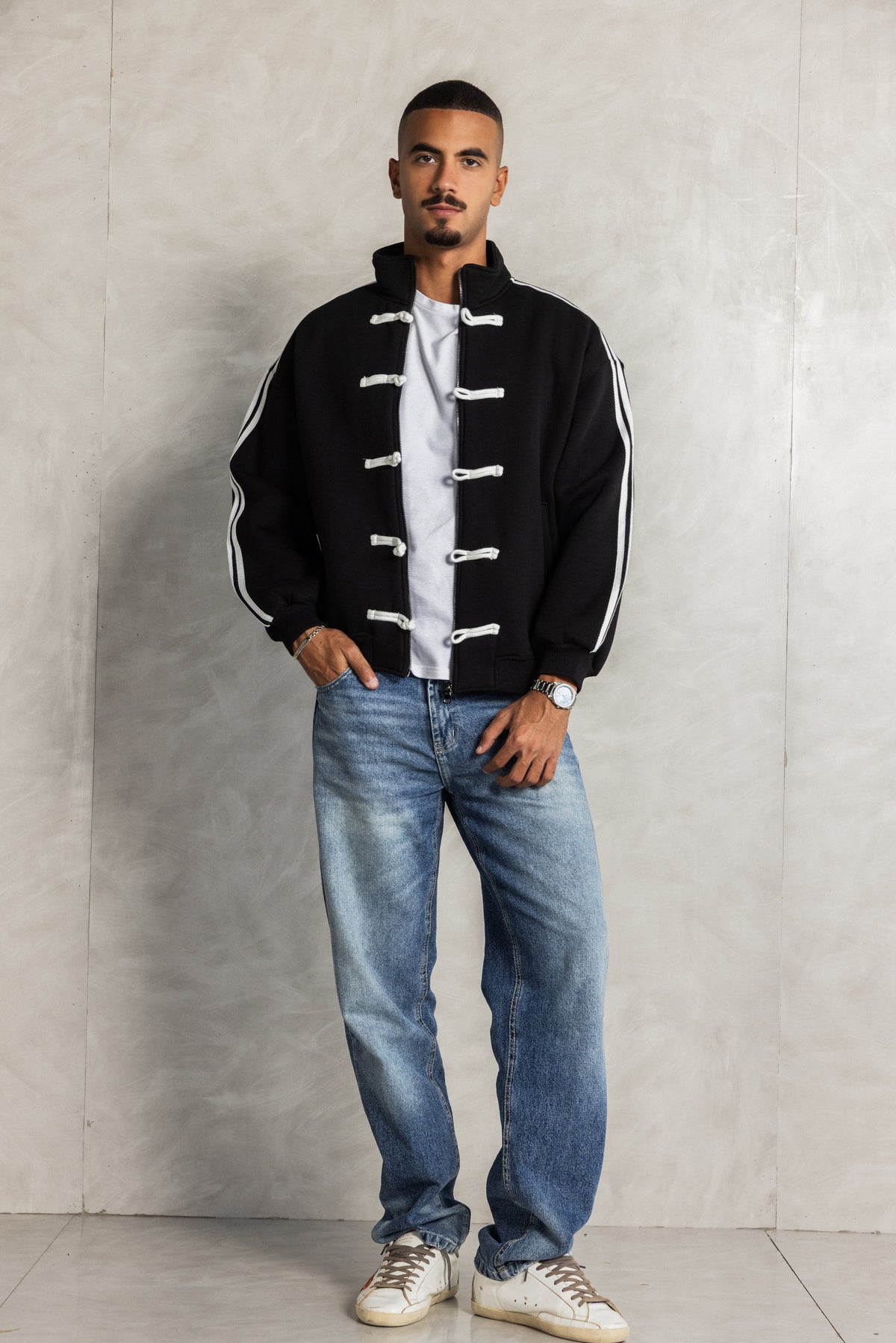 Black Frog Fastening Jacket