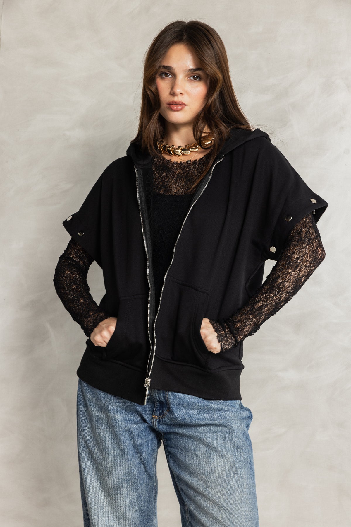 Black Removable Sweatshirt