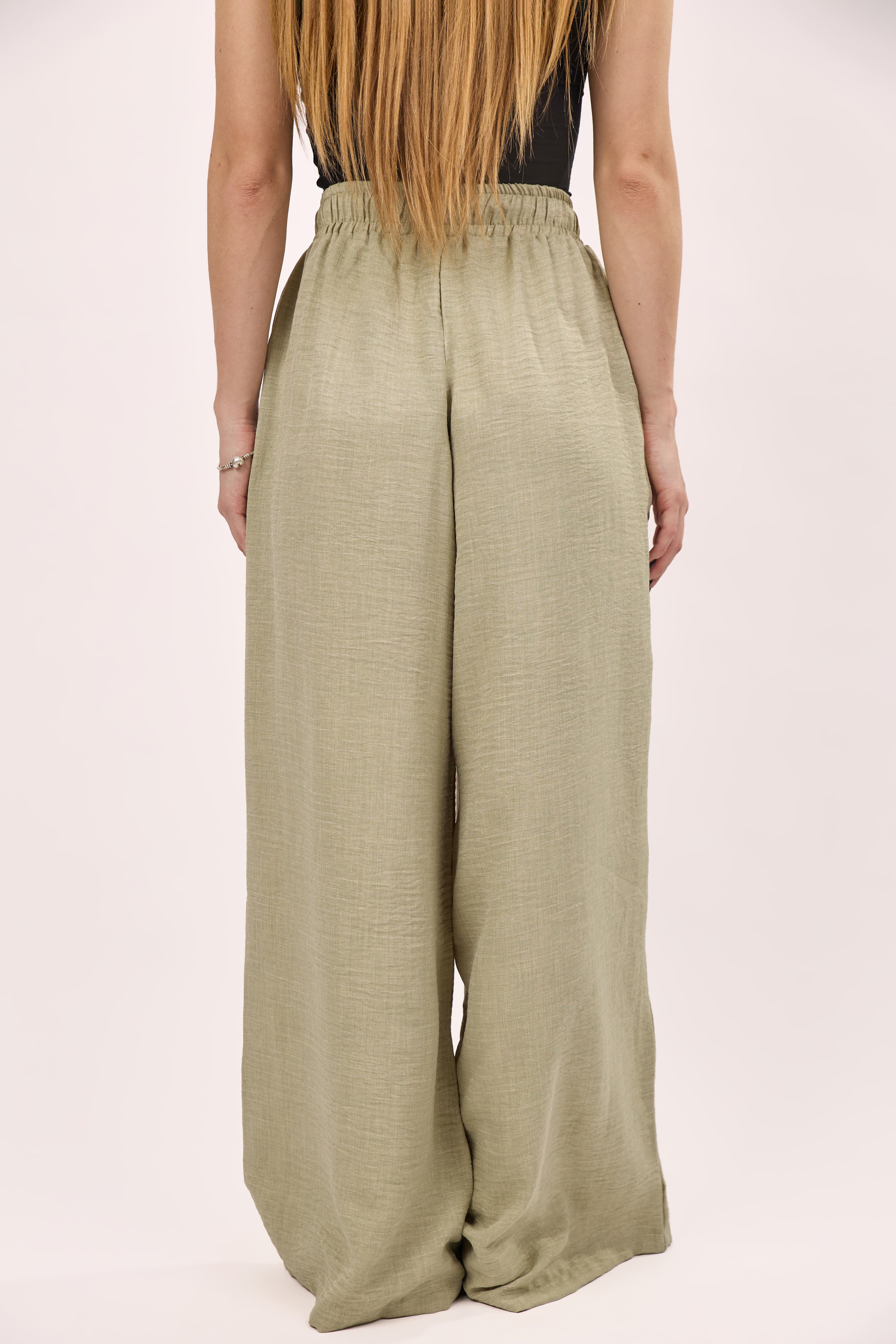 Linen blend pants in olive