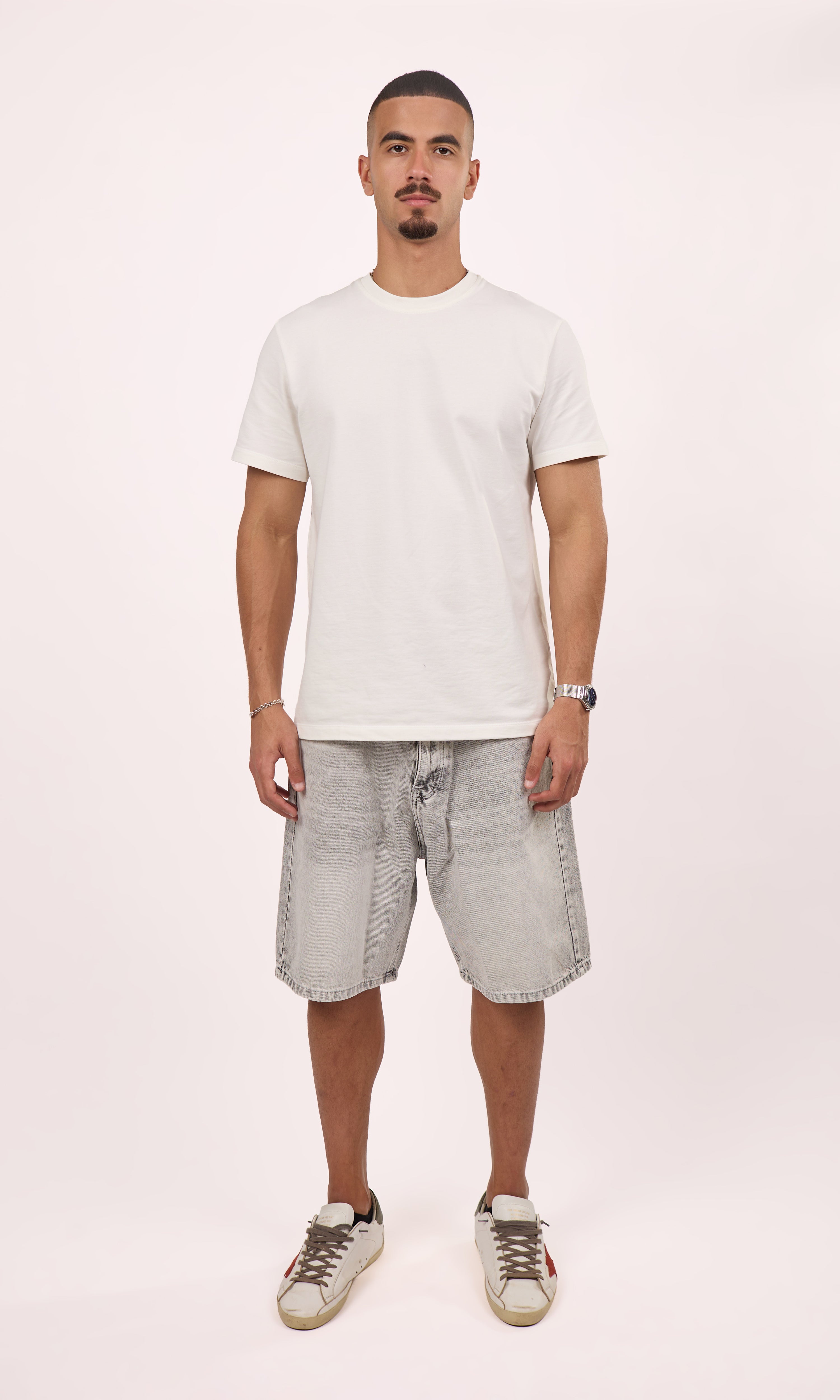 Straight fit denim short Grey