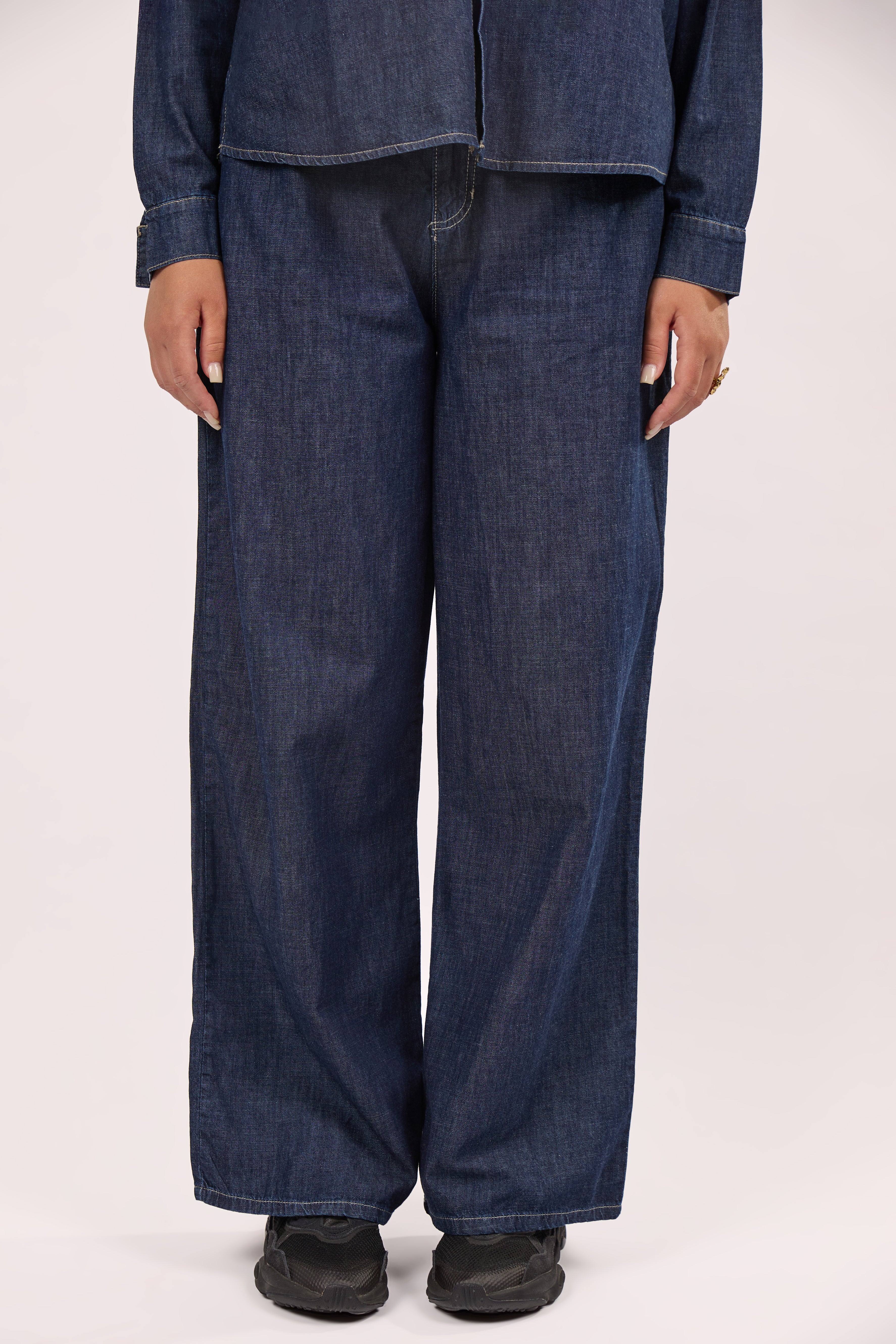 Lightweight Jeans pants