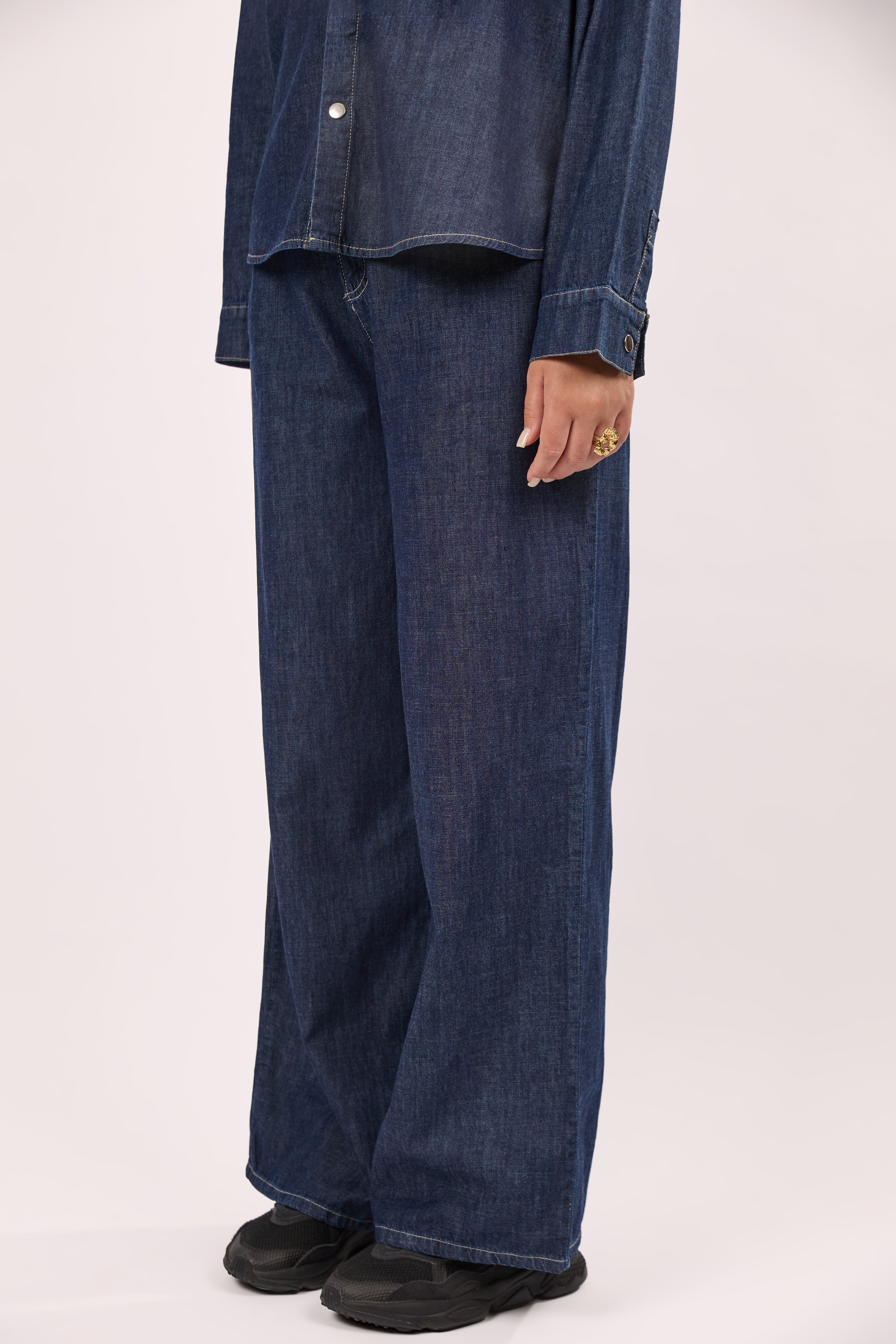 Lightweight Jeans pants