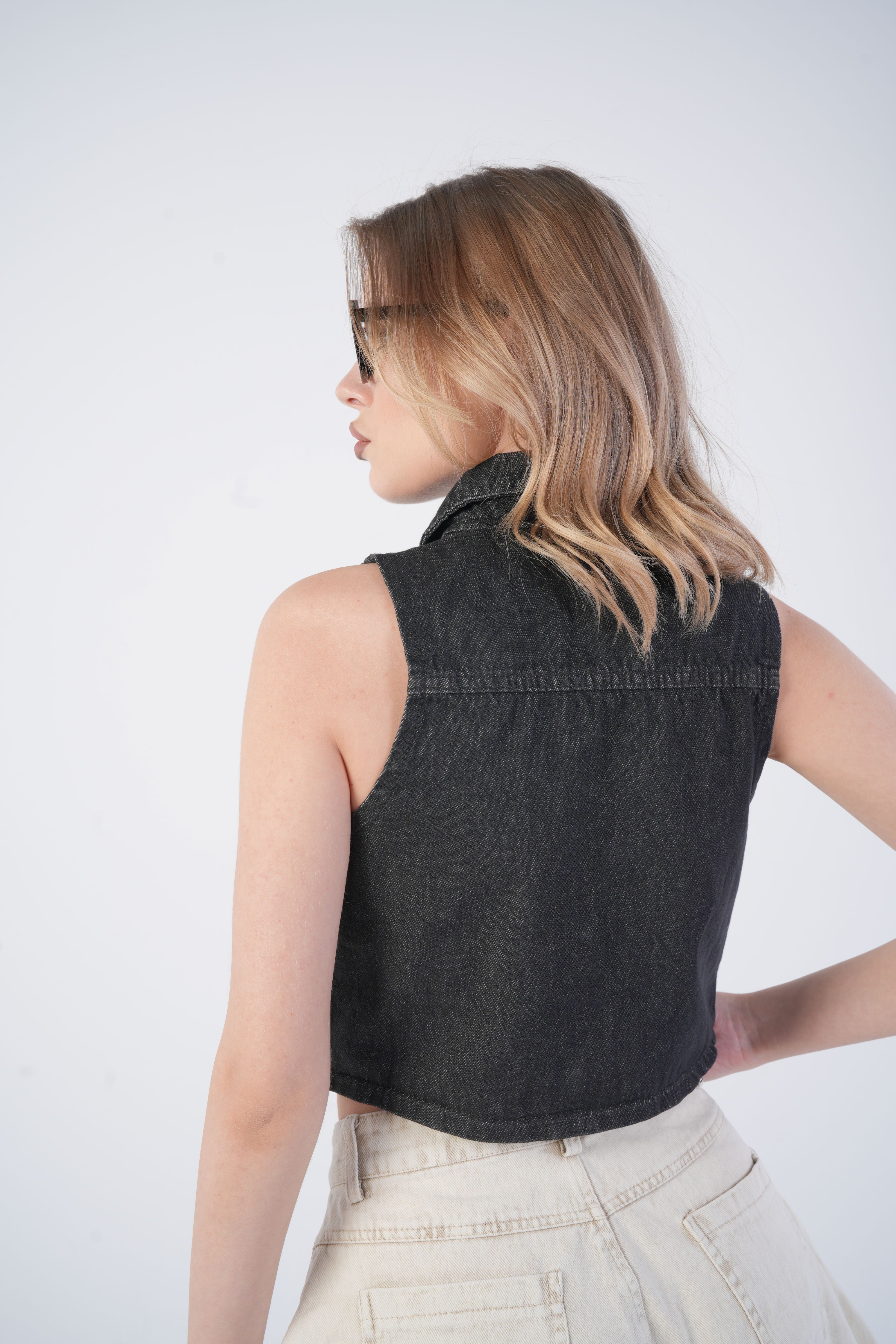 CROPPED BLACK WAISTCOAT
