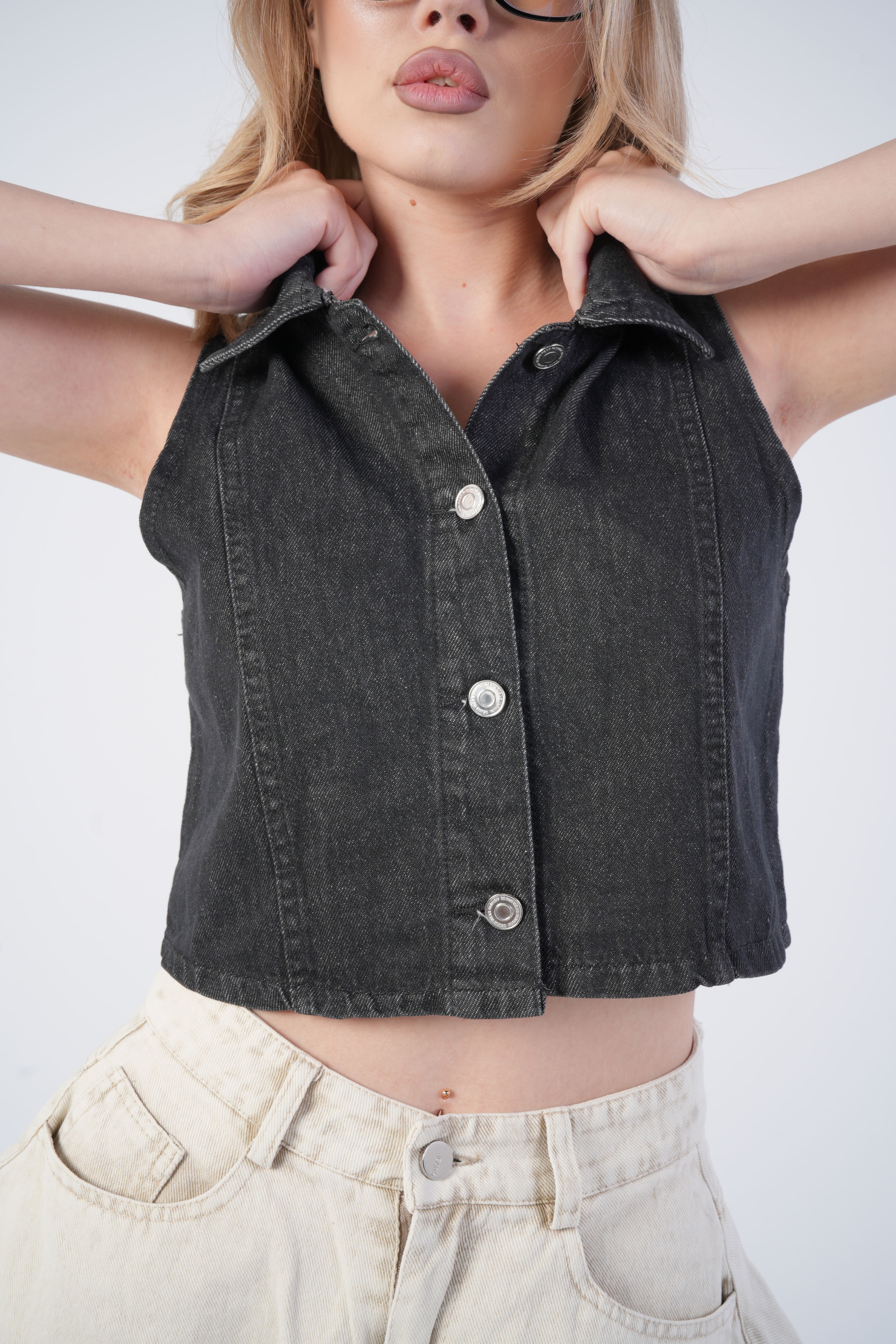 CROPPED BLACK WAISTCOAT