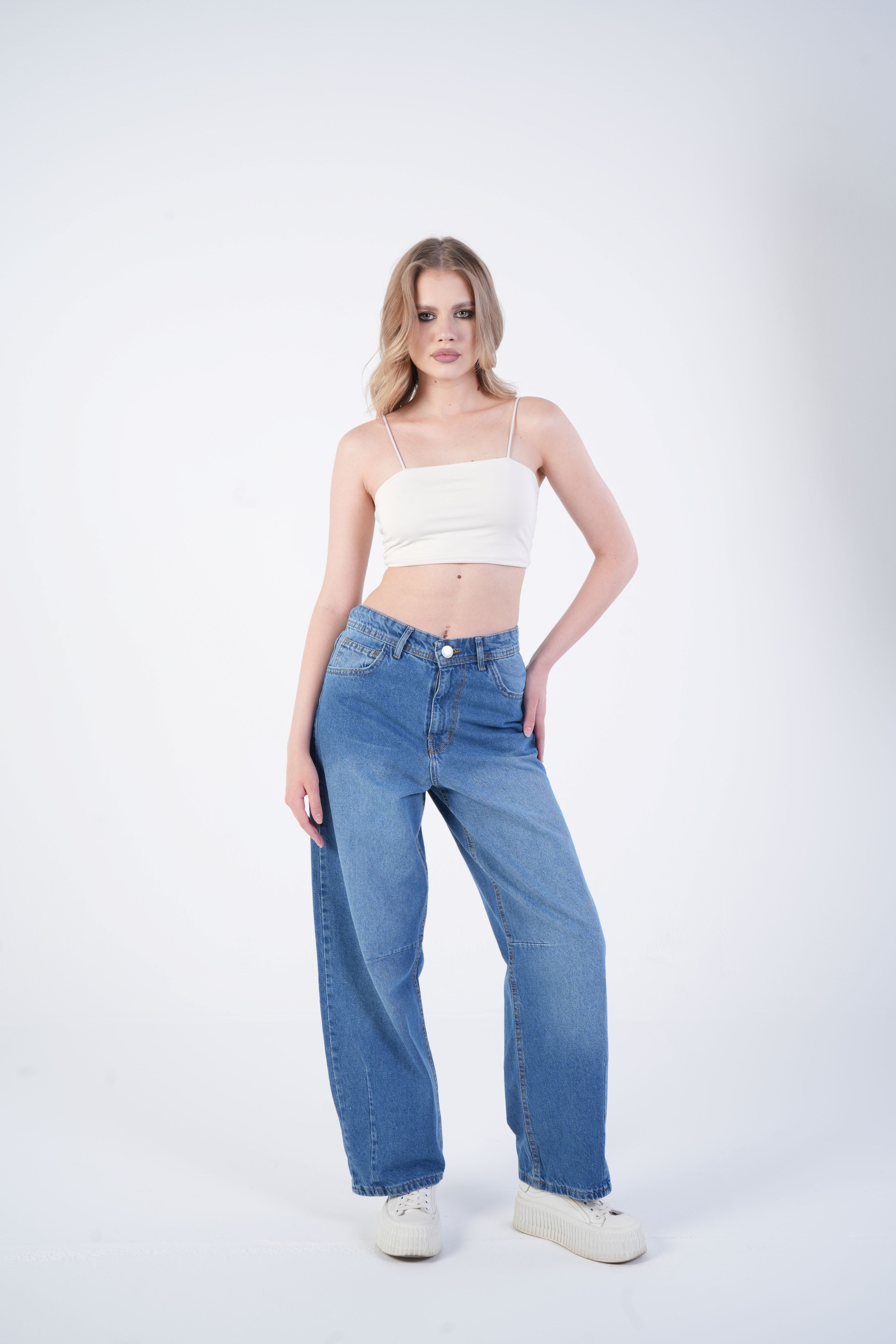 Mid-Waist Blue baggy jeans