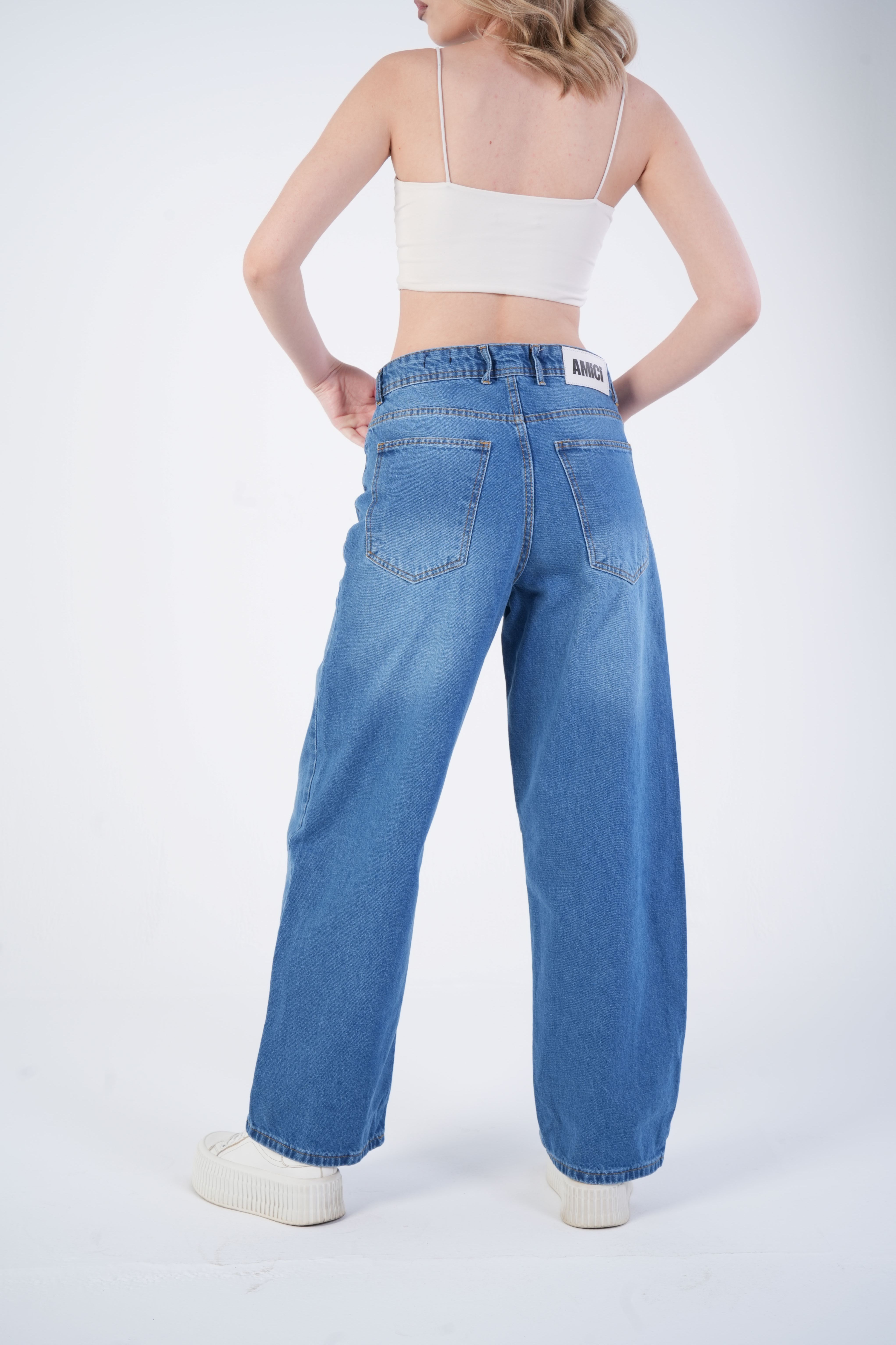 Mid-Waist Blue baggy jeans