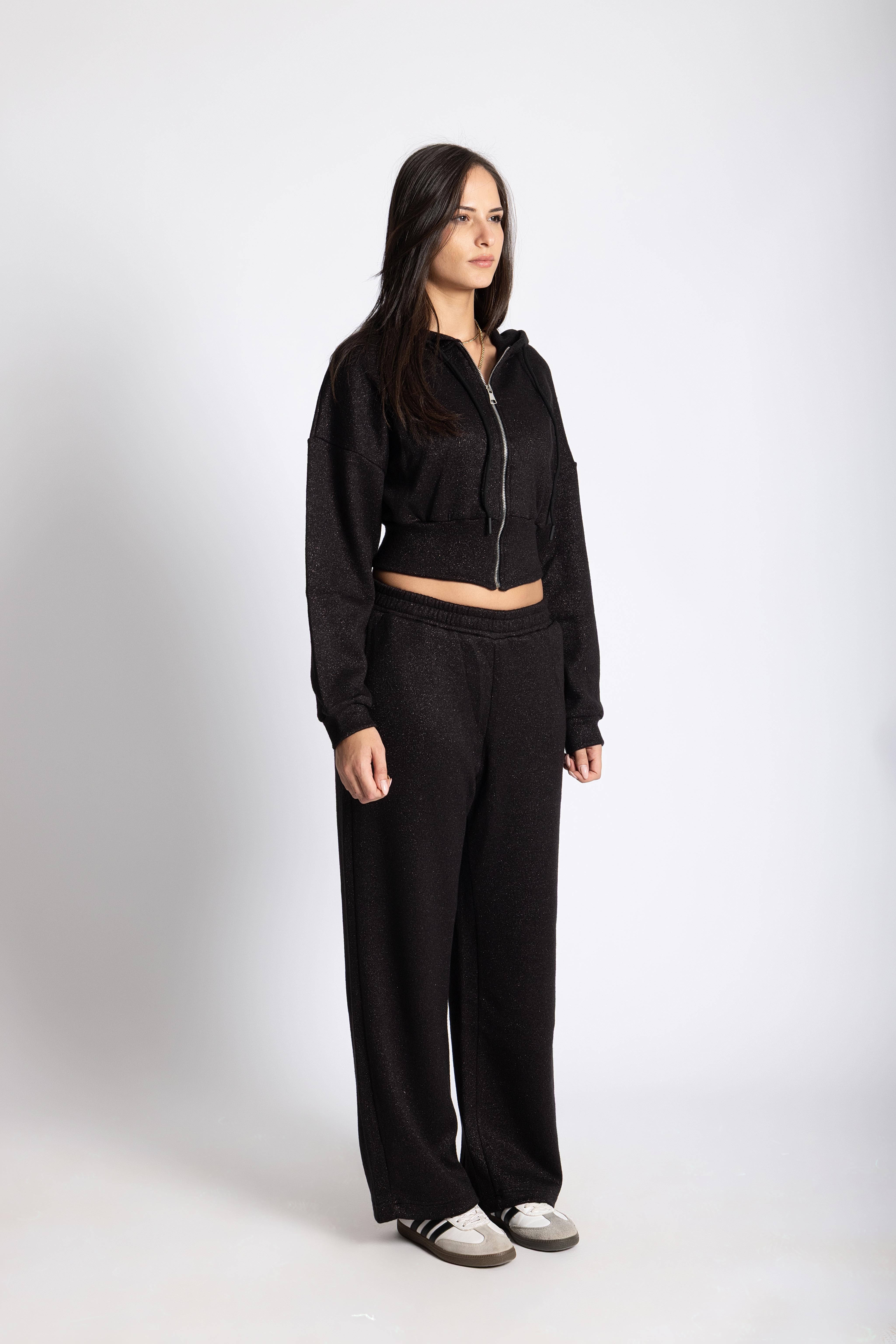 Metallic thread set Black